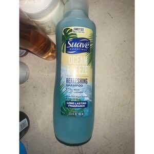 Suave Essentials Ocean Breeze Refreshing Shampoo, 22.5 Fl Oz